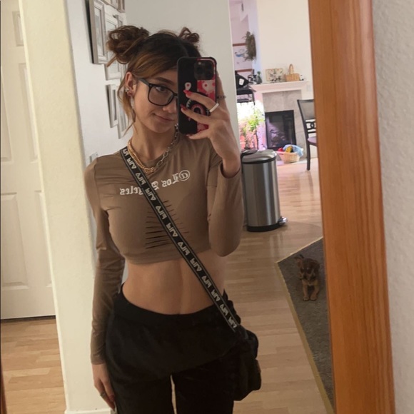 Meet your Posher, Sarah - Picture 4 of 6